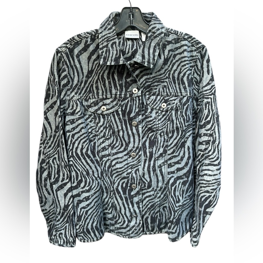 Chico’s Animal print jacket size one (small)